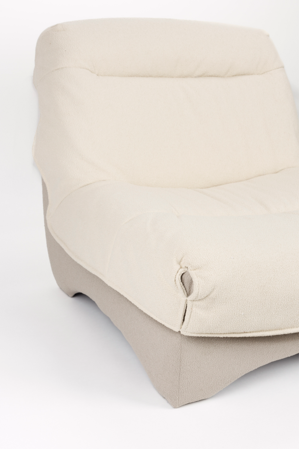 Fabric Chunky Lounge Chair | DF Twister | OROA.com