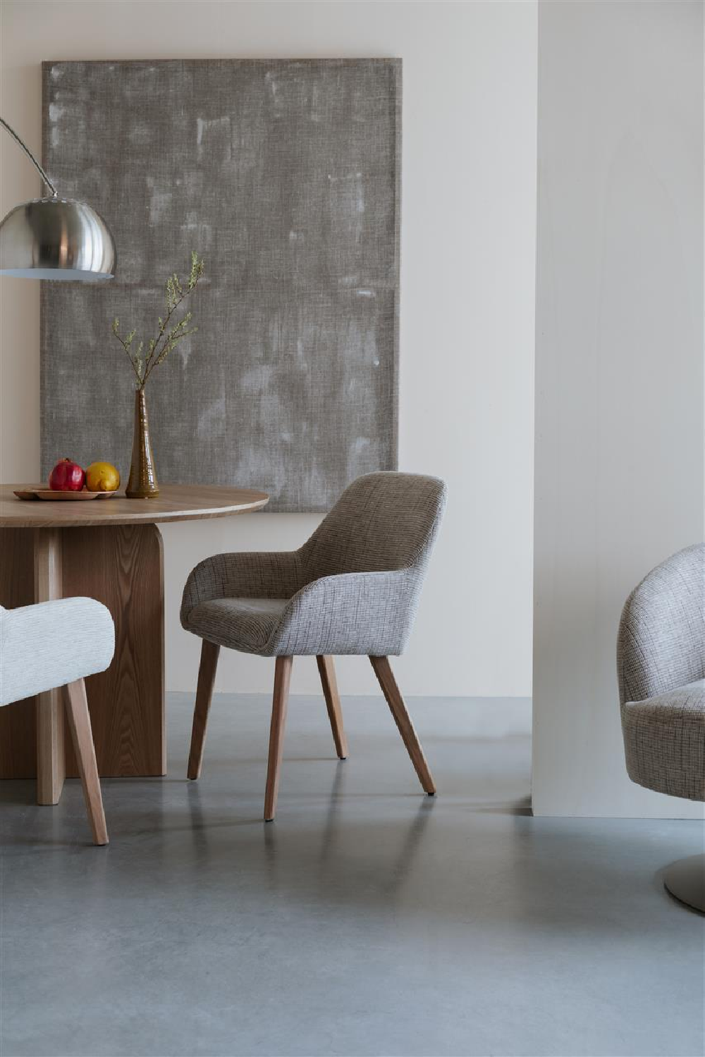 Upholstered Scandinavian Armchairs (2) | DF Loua | OROA.com
