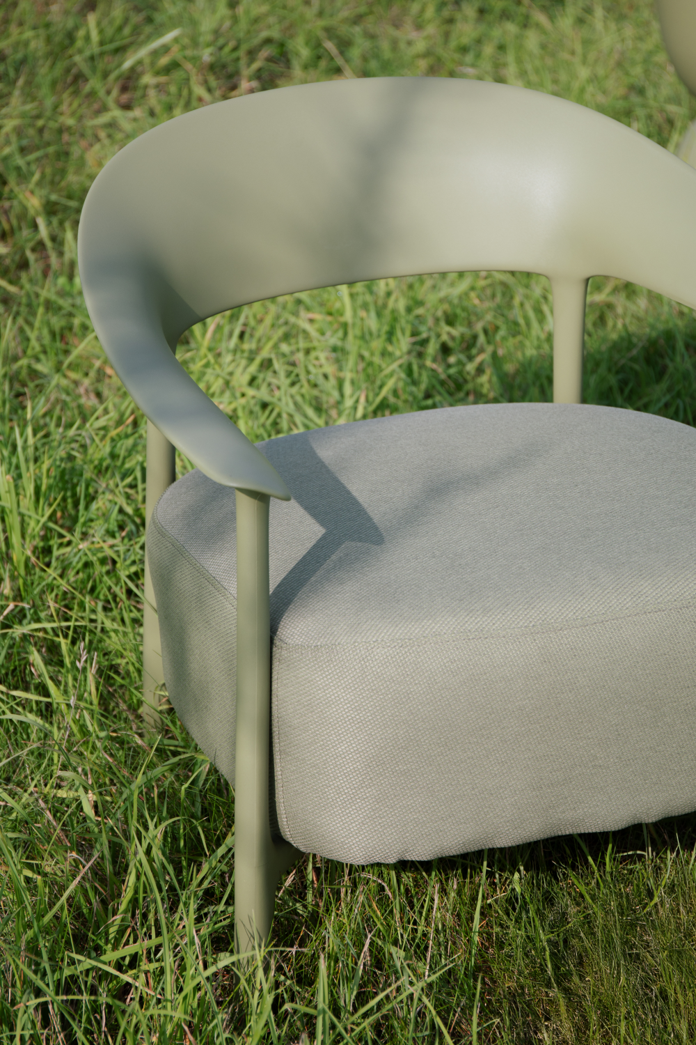 Cushioned Seat Outdoor Lounge Chair | DF Vita | Oroa.com
