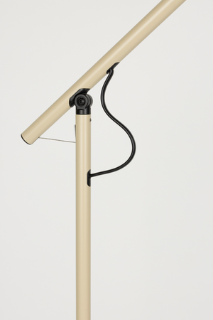 Iron Spot Floor Lamp | DF Aero | Oroa.com