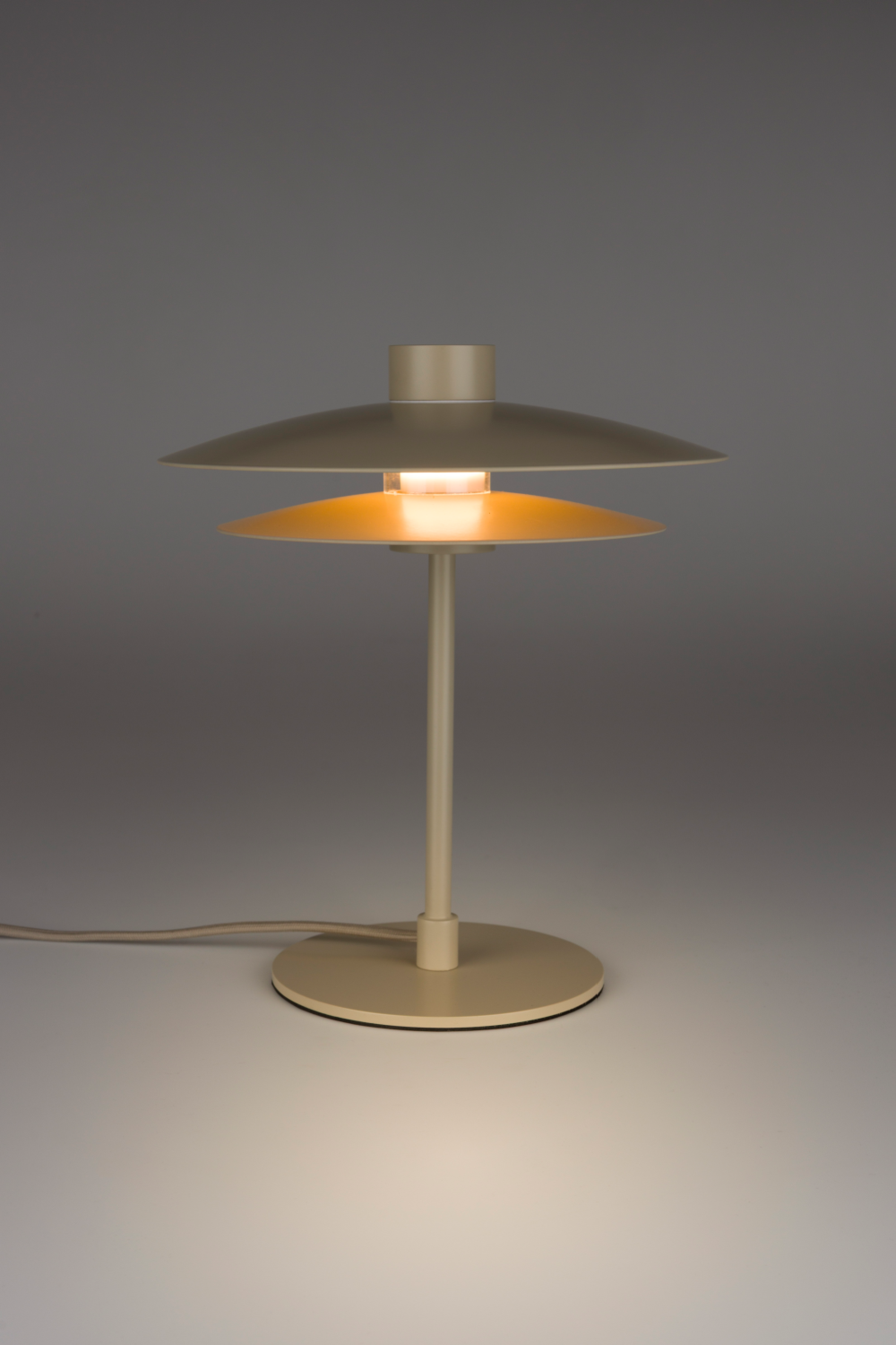 Beige Shade Table Lamp | DF Wubbo | Oroa.com