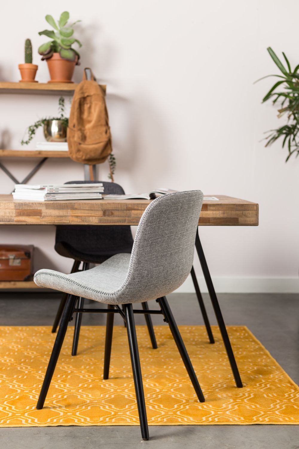Modern Shell Dining Chairs (2) | DF Lester | OROA.com