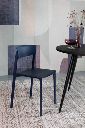 Fiberglass Modern Dining Chairs (4) | DF Clive | Oroa.com