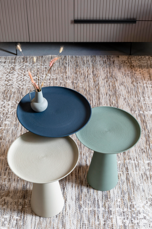 Modern Pedestal Side Table M | DF Ringar | OROA.com