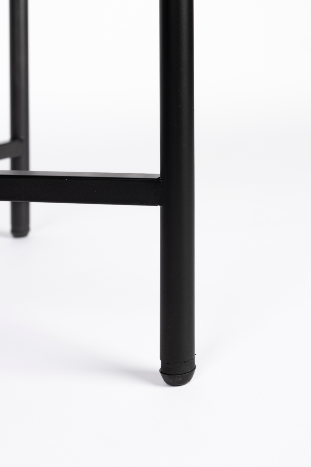Square Coffee Table | DF Marcio | OROA.com