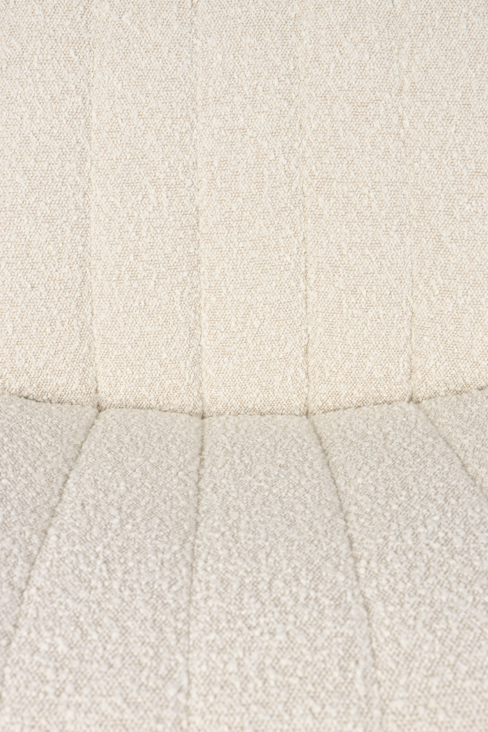 Bouclé Swivel Lounge Chair | DF Jax | Oroatrade.com