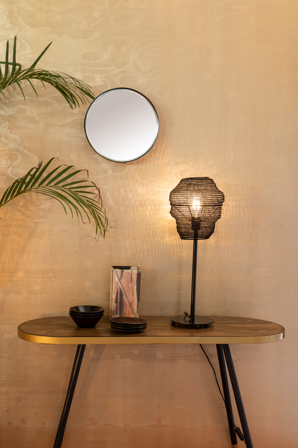 Modern Iron Table Lamp | DF Lena | OROA.com
