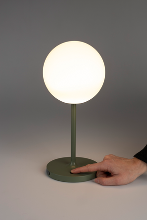 Minimalist Orb Table Lamp | DF Hub | OROA.com