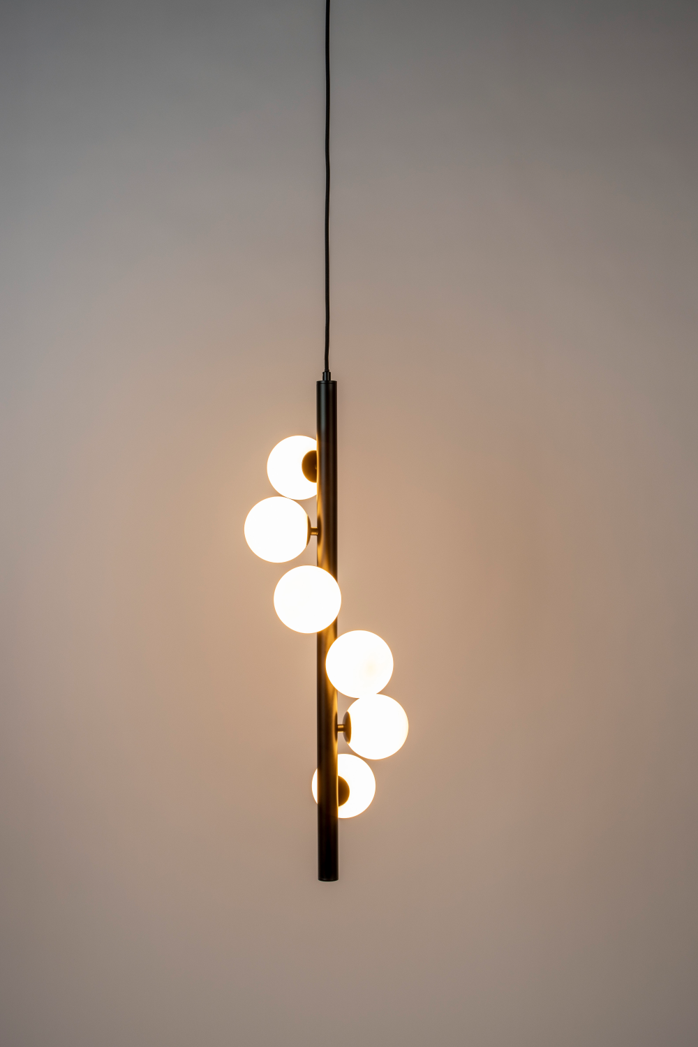Spiral Glass Orbs Pendant Lamp | DF Monica | OROA.com