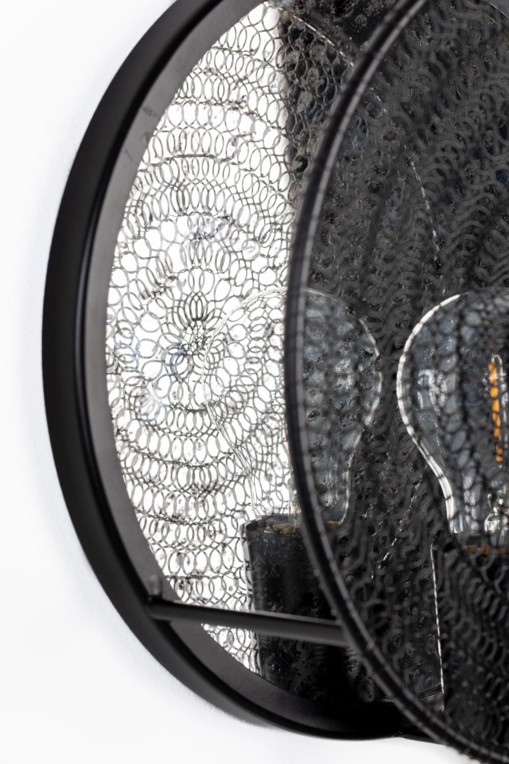 Circular Contemporary Wall Lamp | DF Lea | OROA.com