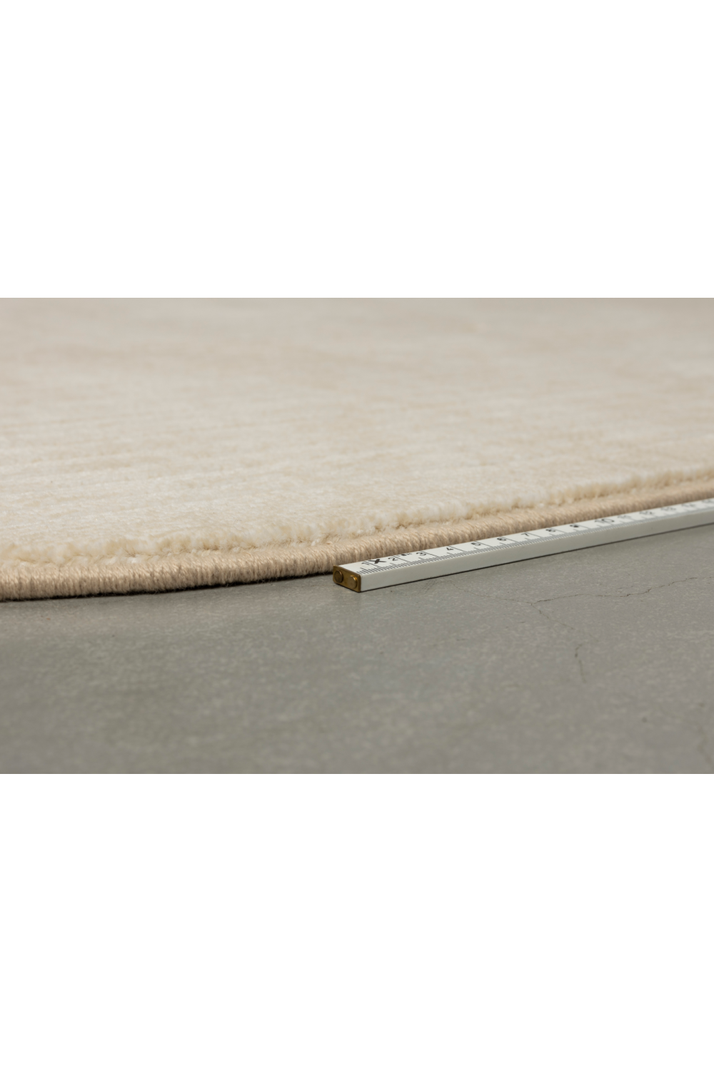 Beige Minimalist Carpet 5' x 7'5" | DF Lignes | OROA.com