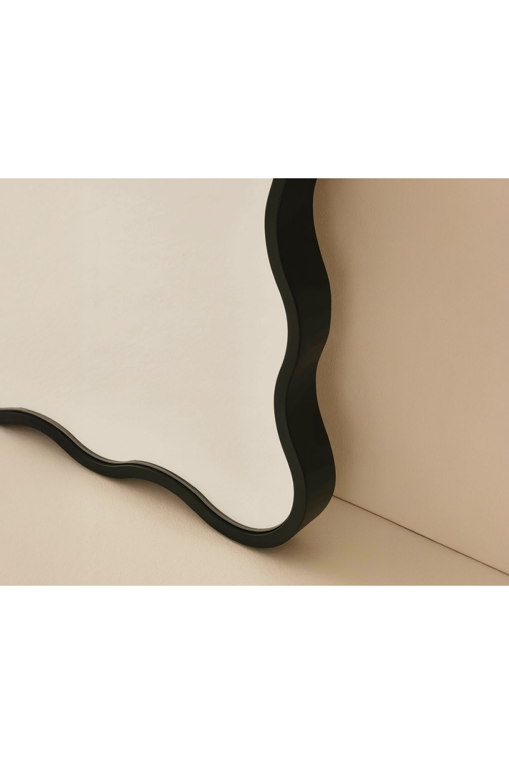 Scalloped Black Wall Mirror | Liang & Eimil Talia | Oroa.com