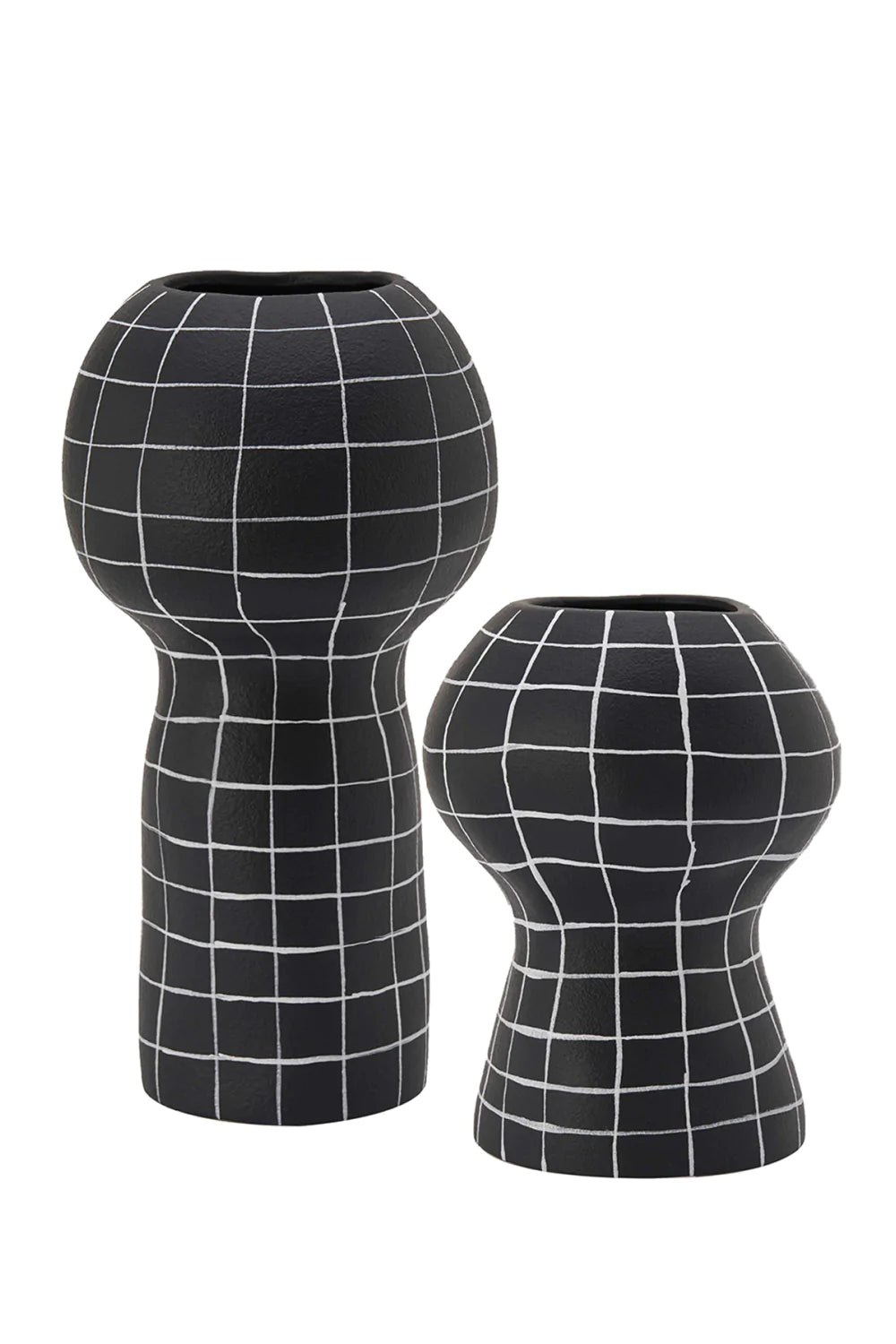 Hand-casted Ceramic Vase | Liang & Eimil Lynton | Oroa.com