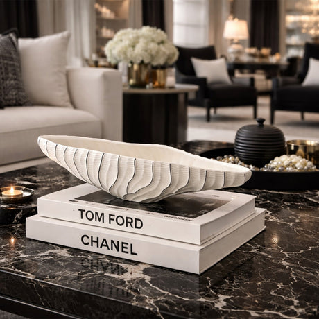   White Ceramic Shell-Inspired Bowl | Oroa.com