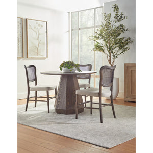   Round Wooden Dining Table | Oroa.com