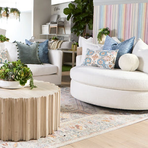   White Boucle Round Swivel Chair | Oroa.com