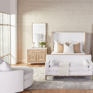   White Boucle Round Swivel Chair | Oroa.com