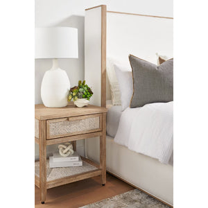  White Upholstered Bed | Oroa.com