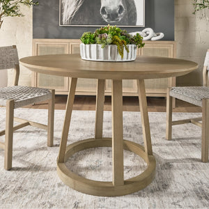   Round Oak Dining Table | Oroa.com