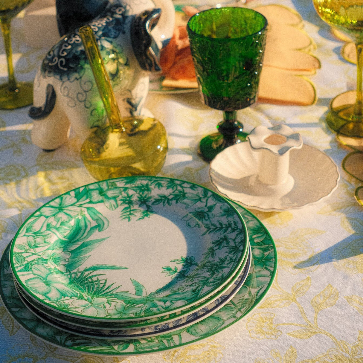 Monsoon Verdant Dinner Plate - Set of 4 (+1 Bonus Plate)