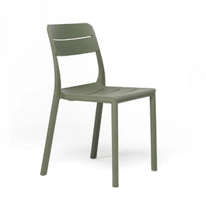   Regenerated Fiberglass Outdoor Chair | Oroa.com