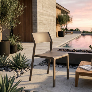   Open-back Outdoor Chair | Oroa.com