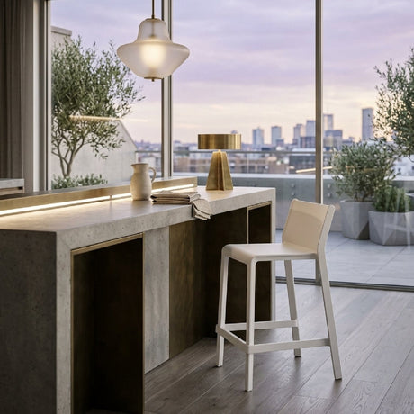  Minimalist Counter Stool | Oroa.com