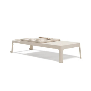   Stackable Fiberglass Outdoor Chaise Lounge | Oroa.com