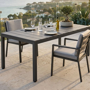   Aluminum Framed Extendible Outdoor Table | Oroa.com