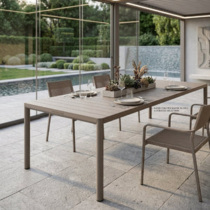   Slatted Extendable Outdoor Dining Table | Oroa.com