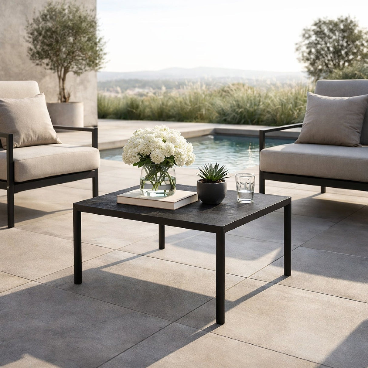   Aluminum Adjustable Outdoor Coffee Table | Oroa.com