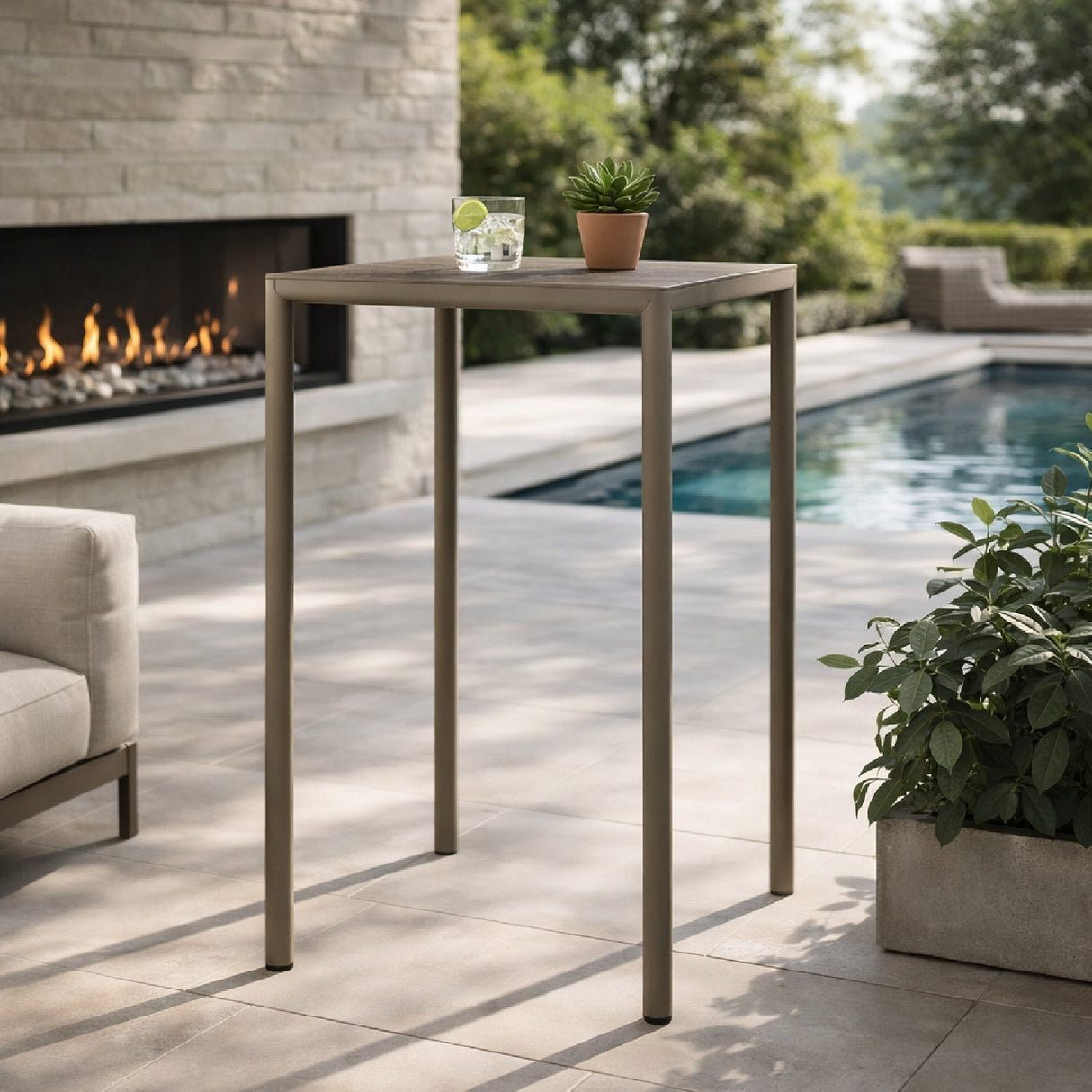   Aluminum Adjustable Outdoor High Table | Oroa.com