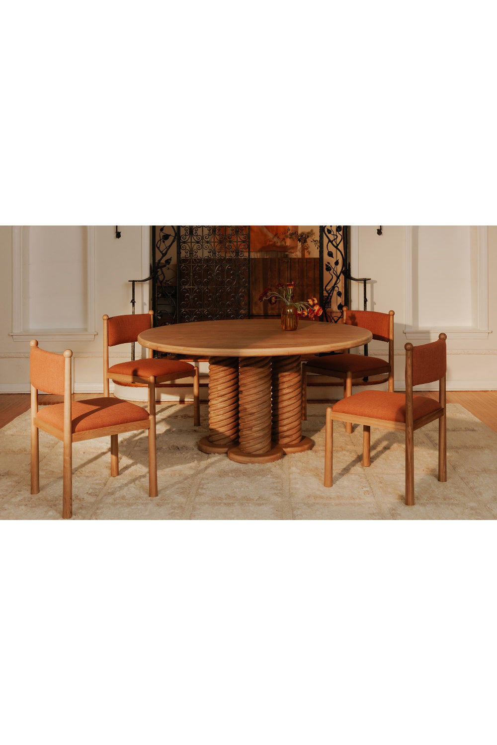 Oak Turned-Leg Dining Table | Novi Living Treccia