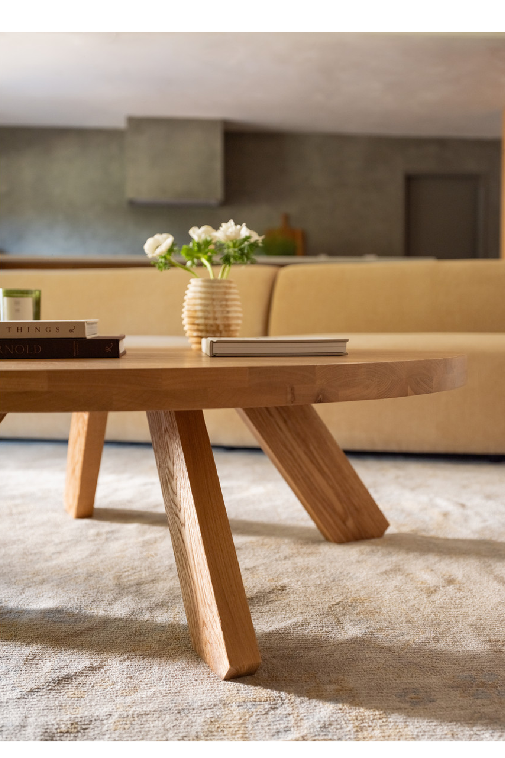 Solid Oak Round Coffee Table | Novi Living Alden | Oroa.com