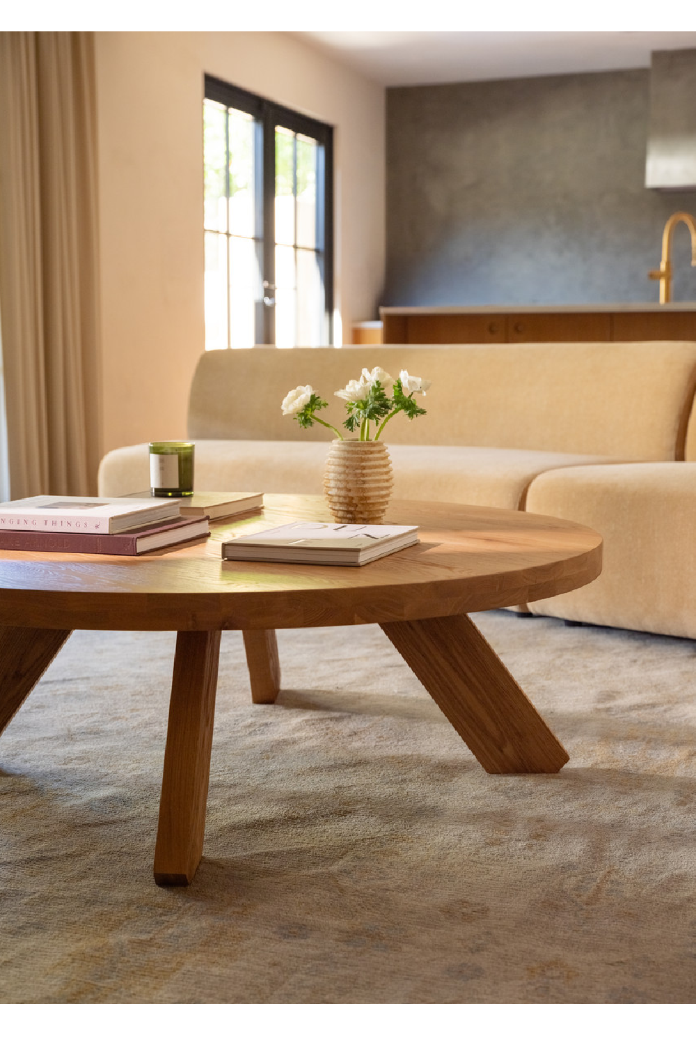 Solid Oak Round Coffee Table | Novi Living Alden | Oroa.com
