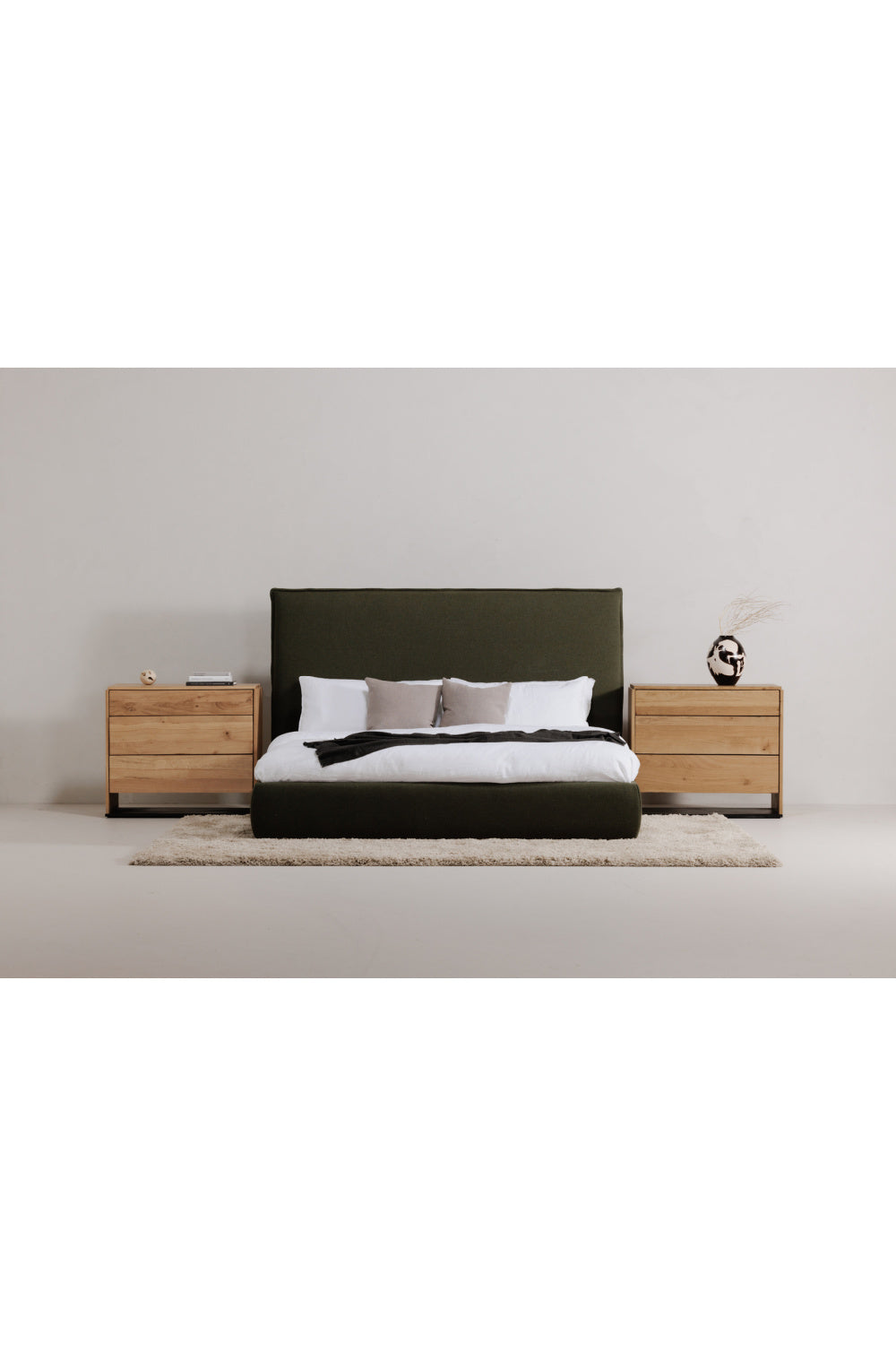 Modern European furniture - Green Tall Headboard King Bed - www.oroa.com