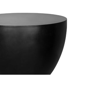 Round Indoor/Outdoor Side Table | Novi Living Insitu | Oroa.com