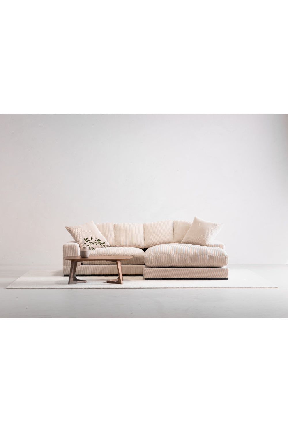 Sculptural Base Coffee Table | Novi Living Godenza