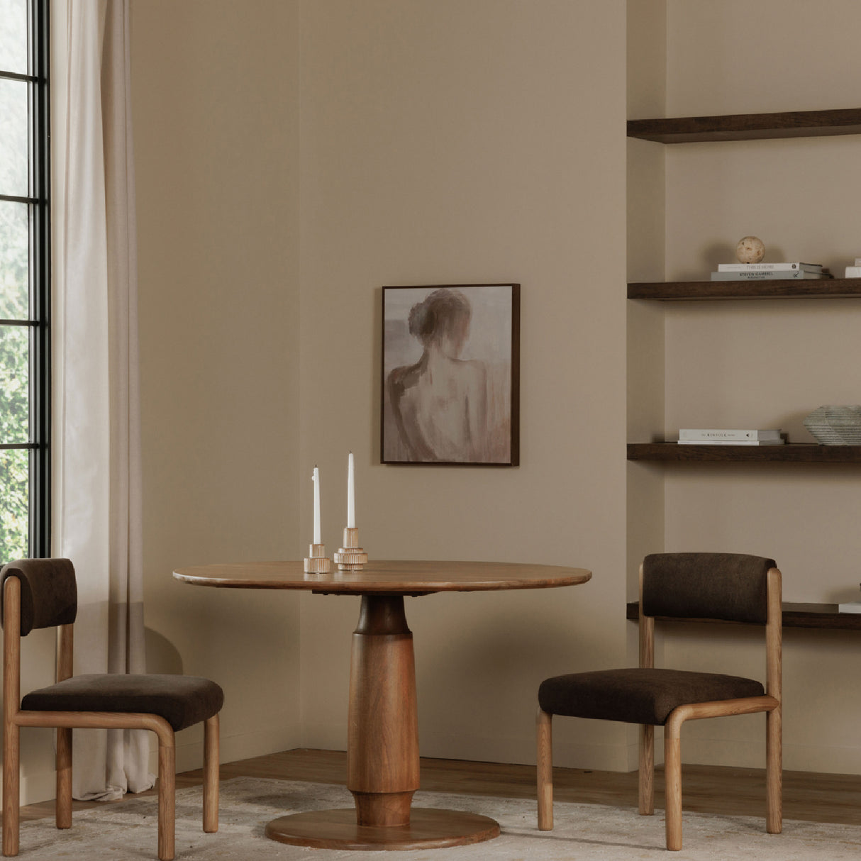 Modern European furniture - minimalist white curved sofa - www.oroa.com