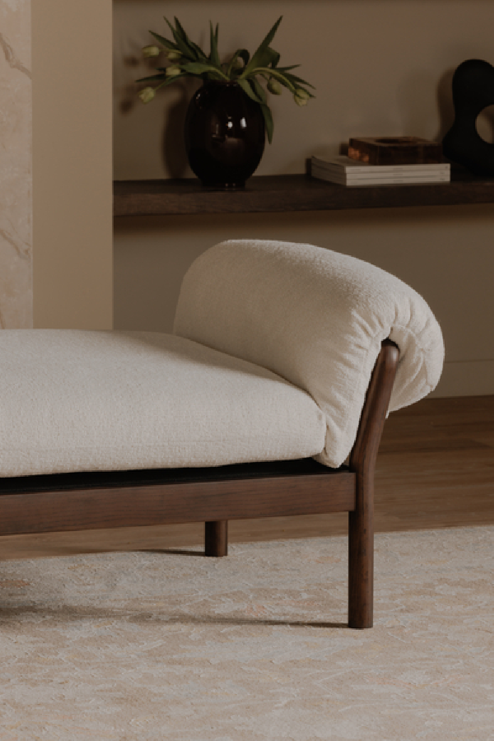 Ash-Framed Padded Daybed | Novi Living Cardero | Oroa.com