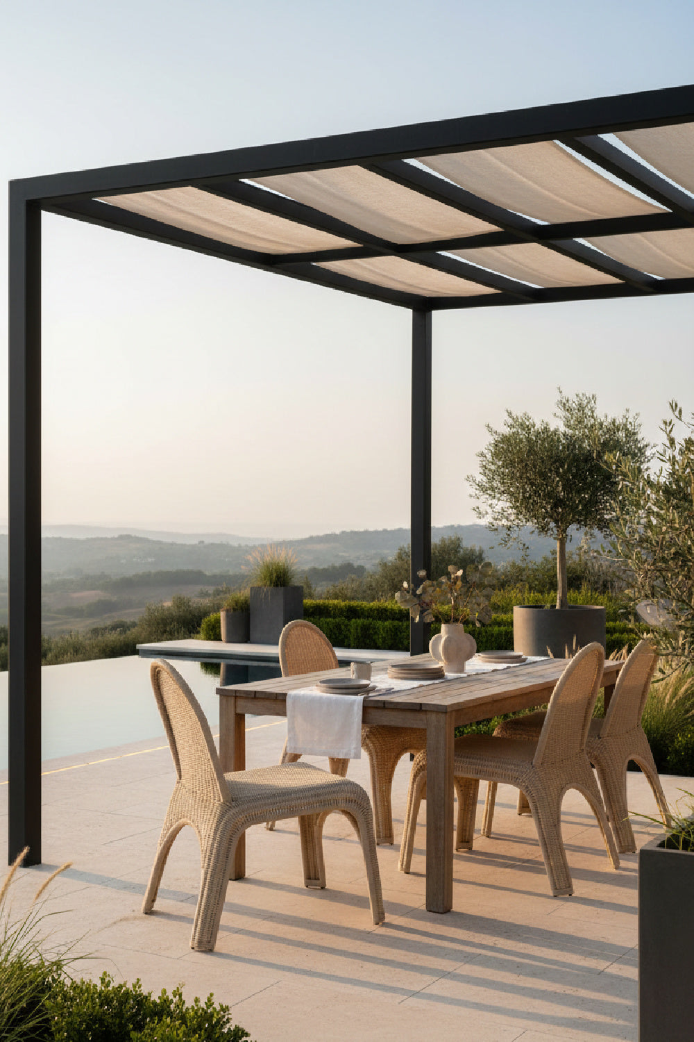 Classic Wicker Outdoor Dining Chairs (2) | Novi Living Kendall | Oroa.com