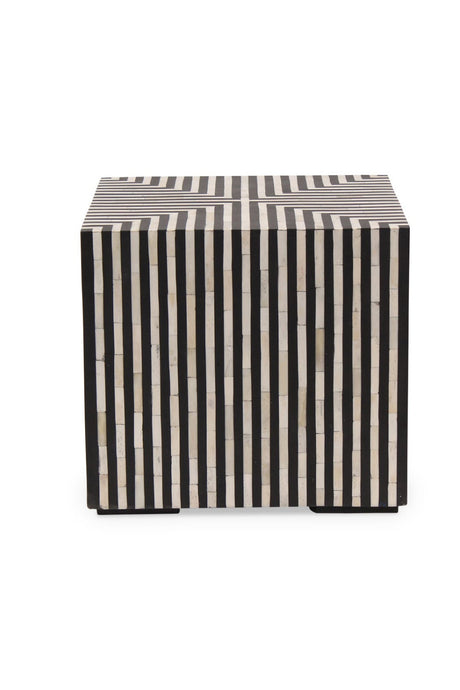 Black & White Bone Side Table | Novi Living Terning | Oroa.com
