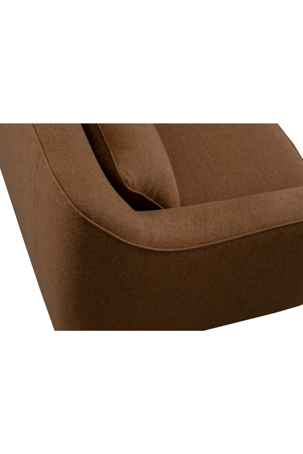 Cushioned Fabric Accent Chair | Novi Living Amira | Oroa.com