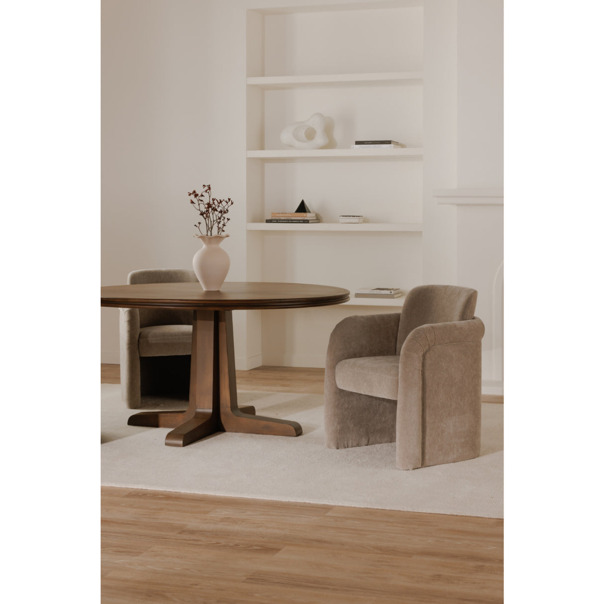 Modern European furniture - Curved Frame Rolling Dining Chair - www.oroa.com