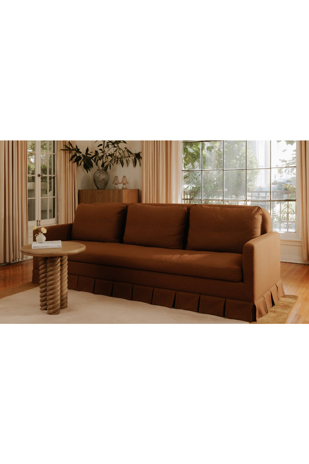 Modern European furniture - Pleated Skirt Fabric Sofa - www.oroa.com