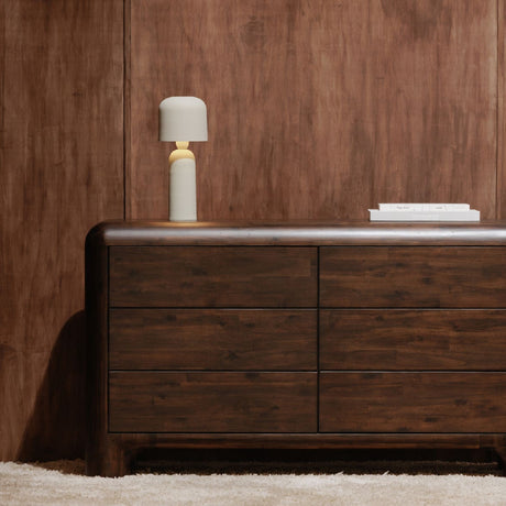 Modern Iron Table Lamp | Novi Living Echo | Oroa.com