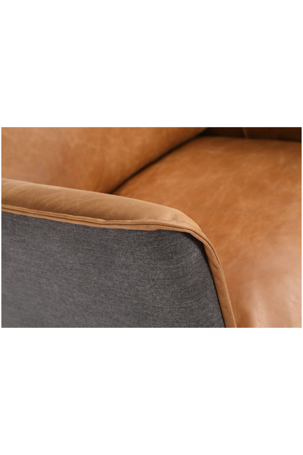 Brown Leather Lounge Armchair | Novi Living Messina | Oroa.com