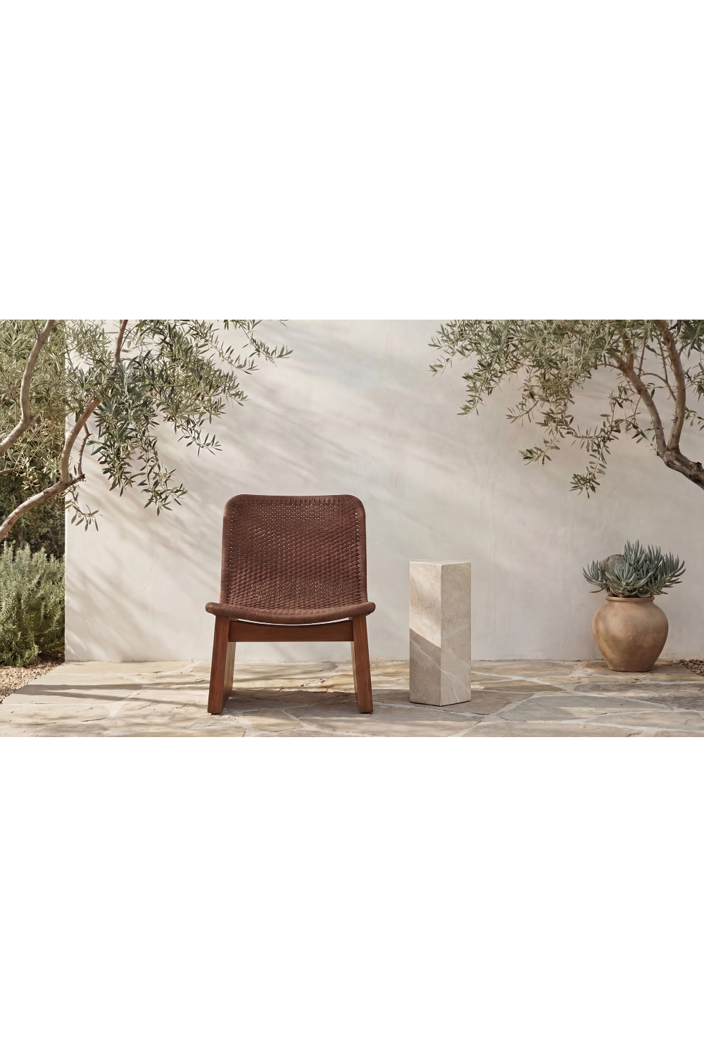 Concrete 5-Sided Outdoor Side Table | Novi Living Nix | Oroa.com