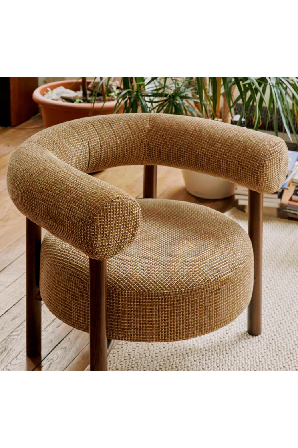 Curved Wood Frame Armchair | NV Gallery Carol | Oroa.com