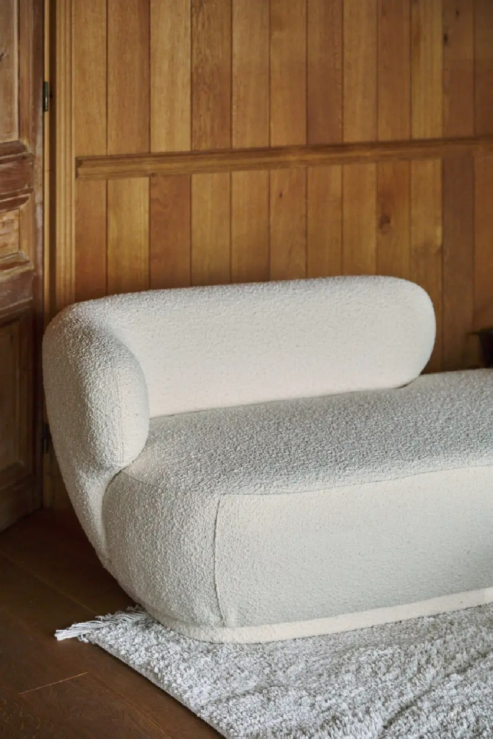 Ecru Bouclé Chaise Lounge | NV Gallery Giulia | Oroa.com